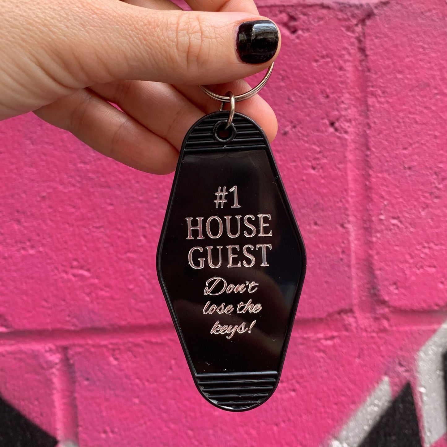 #1 House Guest Don't Lose the Keys Motel Style Keychain